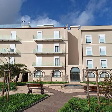 Hotel Villa Delle Rose Ористано Екстер'єр фото