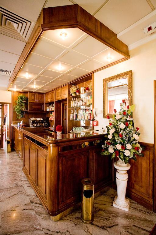 Hotel Villa Delle Rose Ористано Екстер'єр фото